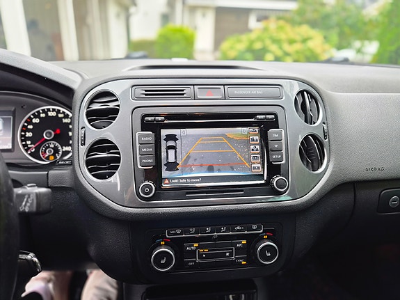 Volkswagen Tiguan 12 of 18