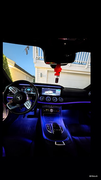 Mercedes-Benz E220 d 3 of 8