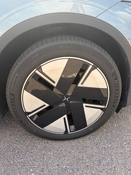 Polestar 2 5 of 5