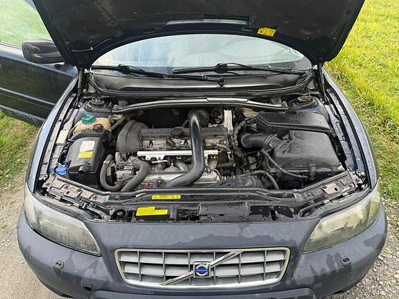 Volvo XC70 8 of 8