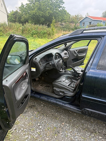 Volvo XC70 5 of 8
