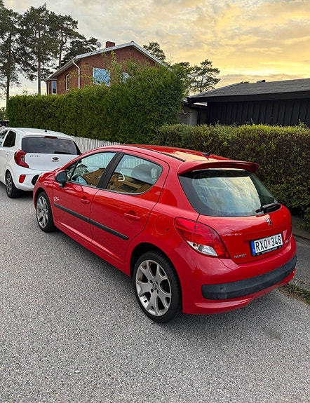 Peugeot 207 3 of 8