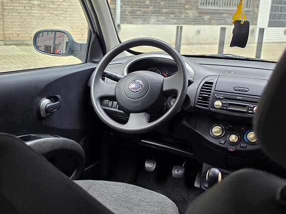 Nissan Micra 8 of 10