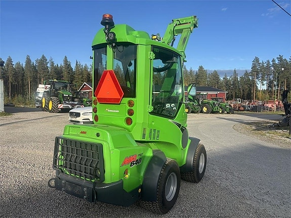 Avant 640 med DLX Hytt 4 of 6