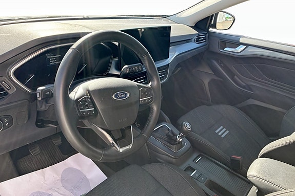Ford Focus 5 of 9