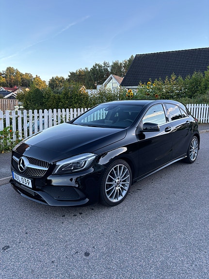Mercedes-Benz A200 d 2 of 10
