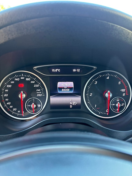Mercedes-Benz A200 d 10 of 10