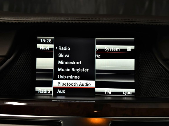 Mercedes-Benz CLS500 29 of 30