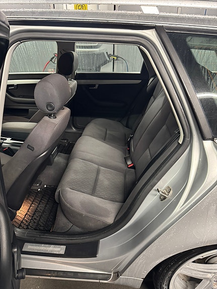 Audi A4 6 of 6