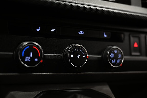 Volkswagen Transporter 25 of 30