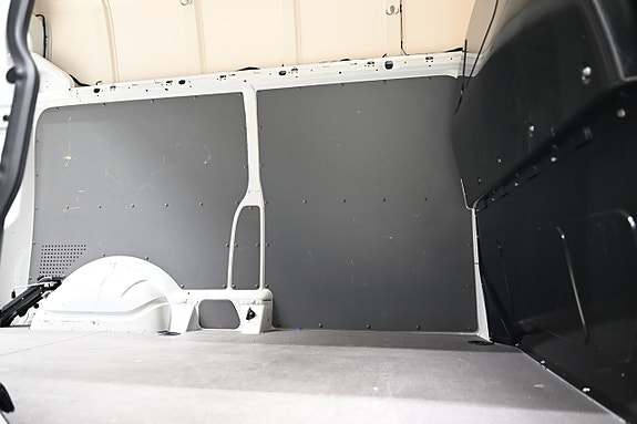 Volkswagen Transporter 9 of 30