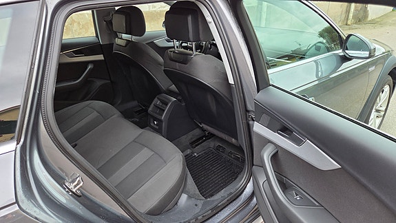 Audi A4 allroad 11 of 11