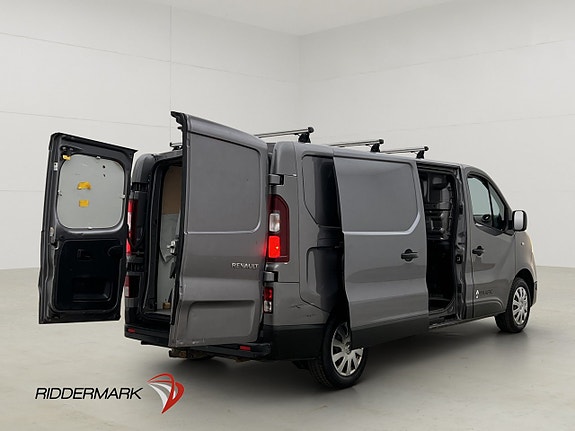 Renault Trafic 13 of 30