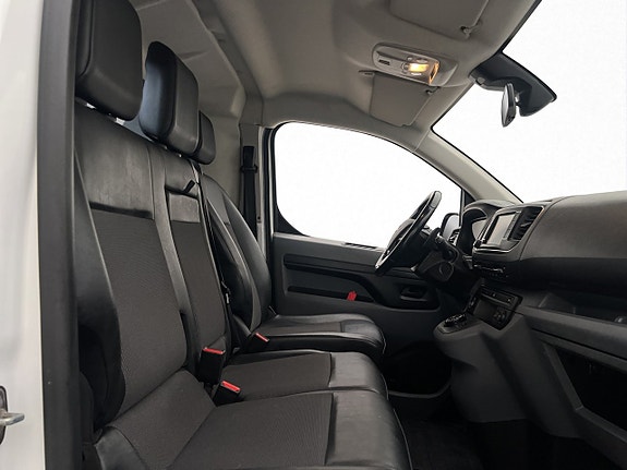 Opel Vivaro 28 of 30