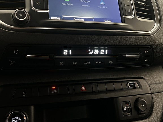 Opel Vivaro 26 of 30