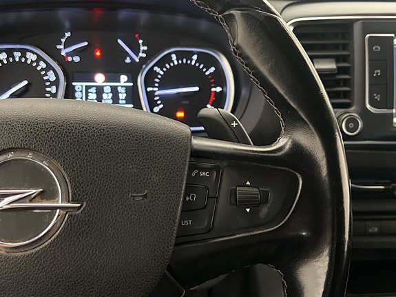 Opel Vivaro 22 of 30