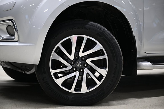 Nissan Navara 2 of 30