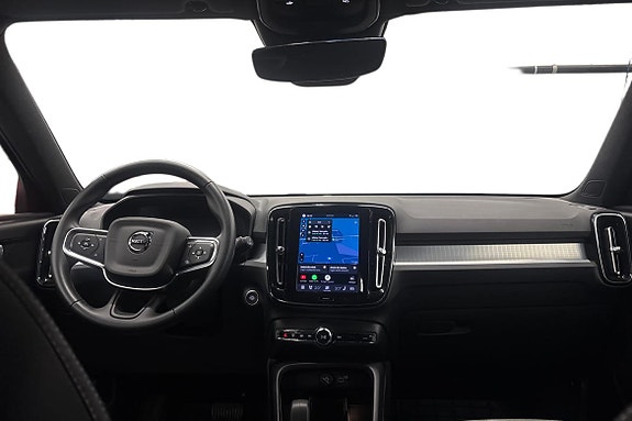 Volvo XC40 9 of 22
