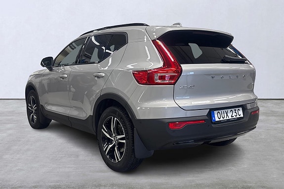 Volvo XC40 4 of 22