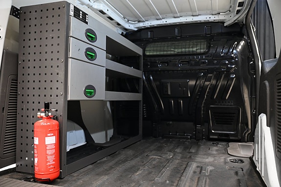 Ford Transit Connect 6 of 30