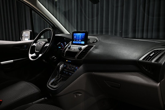 Ford Transit Connect 27 of 30