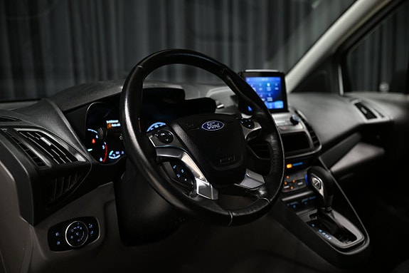 Ford Transit Connect 17 of 30