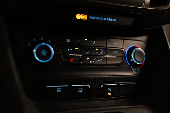 Ford Transit Connect 25 of 30