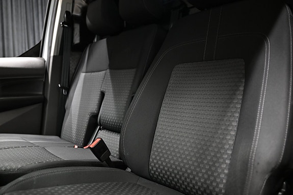 Ford Transit Connect 23 of 30