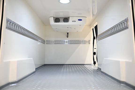 Renault Trafic 10 of 30