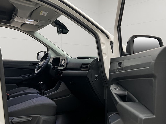 Volkswagen Caddy 26 of 30