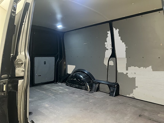 Volkswagen Transporter 14 of 30