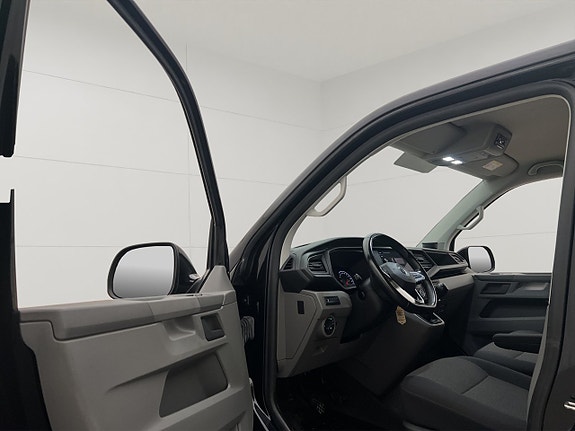 Volkswagen Transporter 15 of 30
