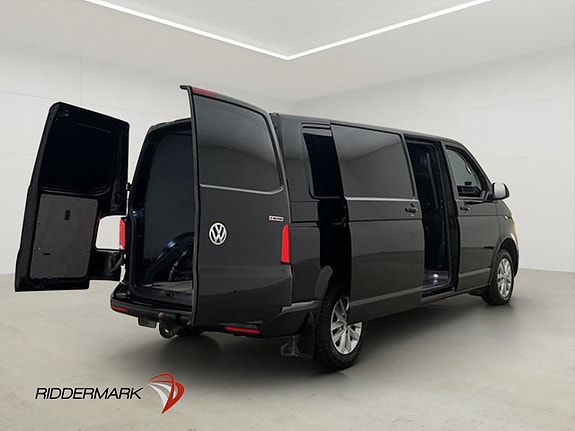 Volkswagen Transporter 11 of 30