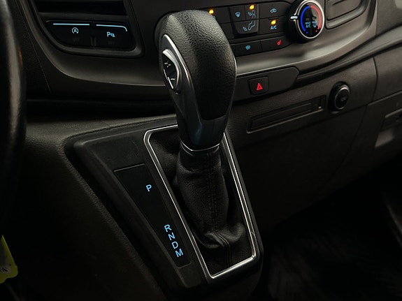 Ford Transit Custom 25 of 30
