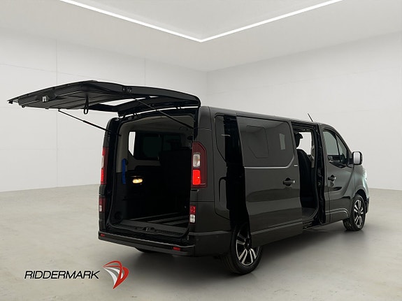 Renault Trafic 11 of 30