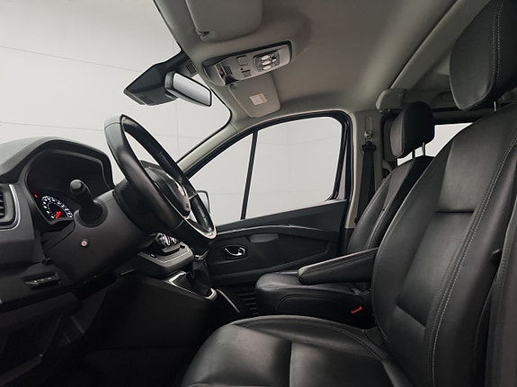 Renault Trafic 15 of 30