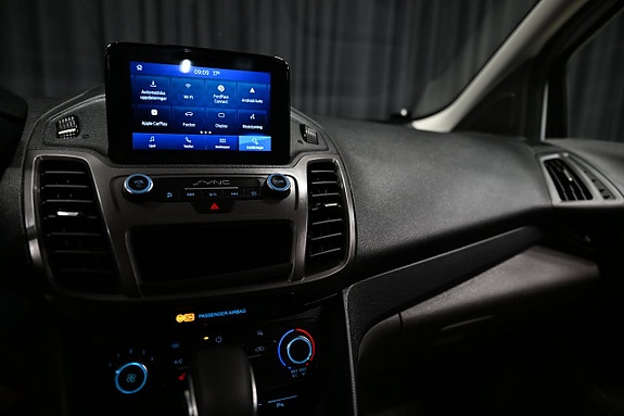 Ford Transit 25 of 29