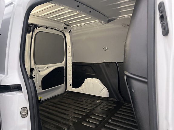 Citroen Berlingo 12 of 28