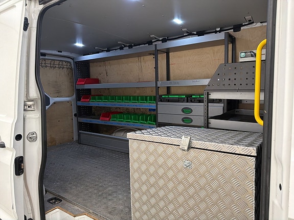 Volkswagen Crafter 14 of 30