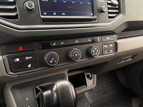 Volkswagen Crafter 25 of 30