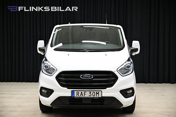 Ford Transit Custom 15 of 30