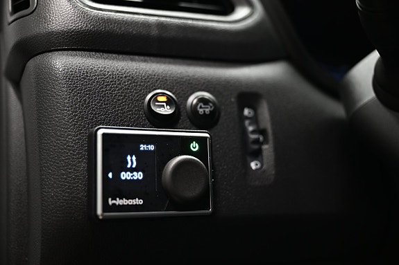 Nissan NV400 15 of 22