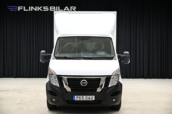 Nissan NV400 12 of 22