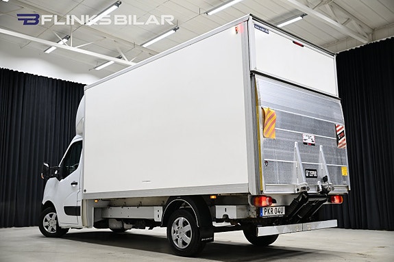 Nissan NV400 5 of 22