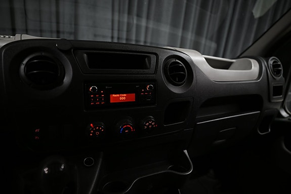 Renault Master 16 of 21