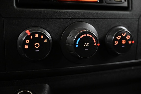 Renault Master 17 of 21