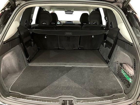 Volvo EX90 14 of 15