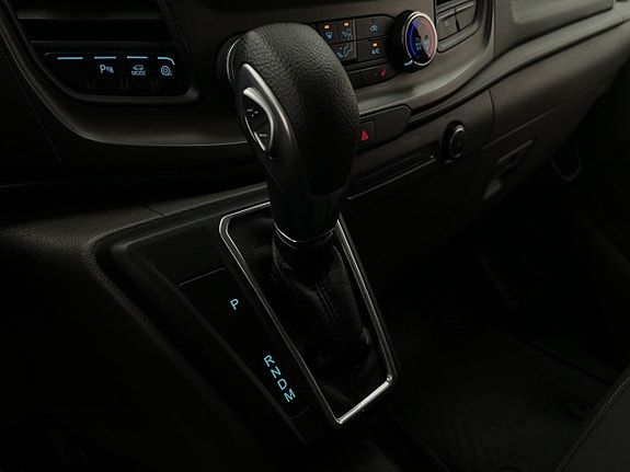 Ford Transit Custom 26 of 30