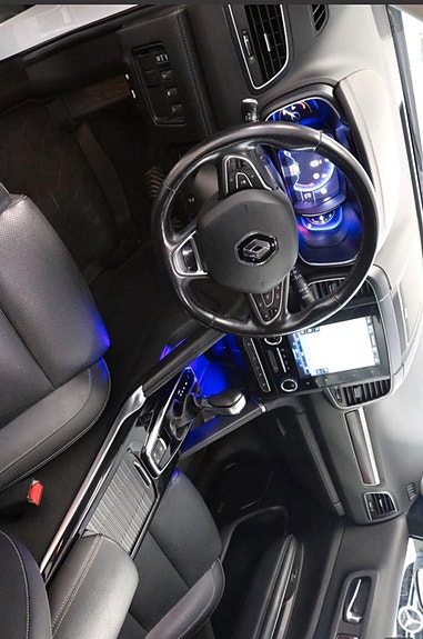 Renault Koleos 3 of 9