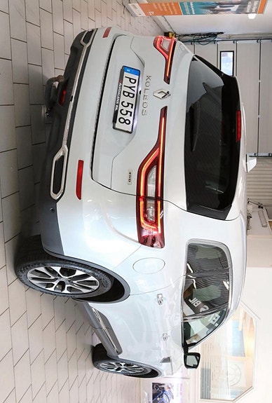 Renault Koleos 2 of 9